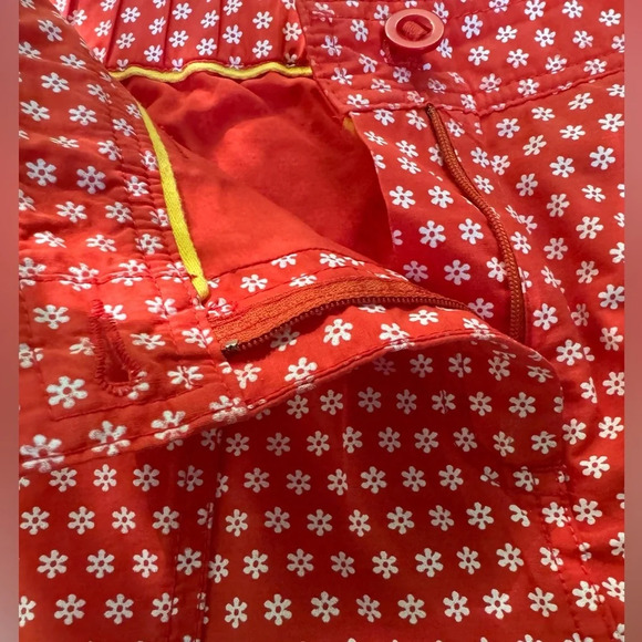 Lands End 12 Dark Orange & White floral Skorts. Front slant pockets, hip pocket - Picture 9 of 13